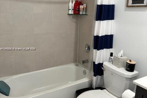 Townhouse in Homestead, Florida 3 bedrooms, 153.38 sq.m. № 1968255 - photo 7