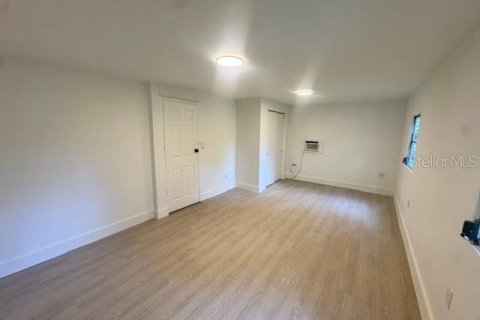 Villa ou maison à louer à Tampa, Floride: 3 chambres, 107.3 m2 № 2405222 - photo 16