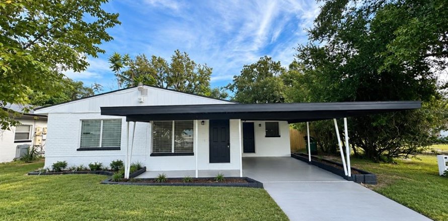 Villa ou maison à Tampa, Floride 3 chambres, 107.3 m2 № 2405222