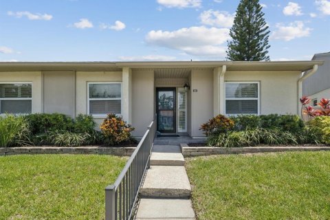 House in Oldsmar, Florida 3 bedrooms, 144 sq.m. № 1850282 - photo 1