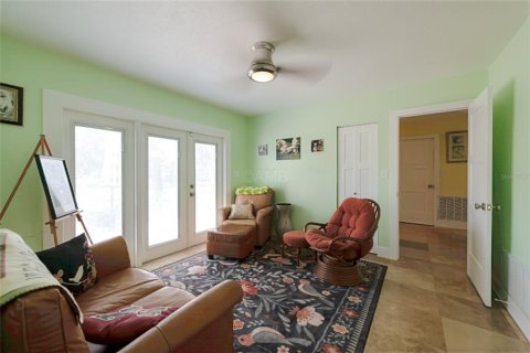 House in Crystal River, Florida 4 bedrooms, 260.31 sq.m. № 2102292 - photo 20