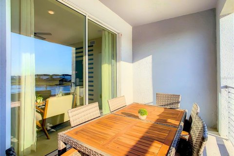 Condo in Kissimmee, Florida, 2 bedrooms  № 2393837 - photo 14