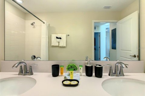 Condo in Kissimmee, Florida, 2 bedrooms  № 2393837 - photo 16