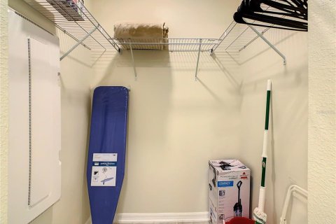 Condo in Kissimmee, Florida, 2 bedrooms  № 2393837 - photo 27