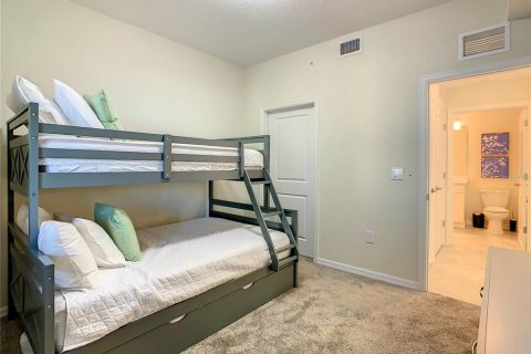 Condo in Kissimmee, Florida, 2 bedrooms  № 2393837 - photo 20