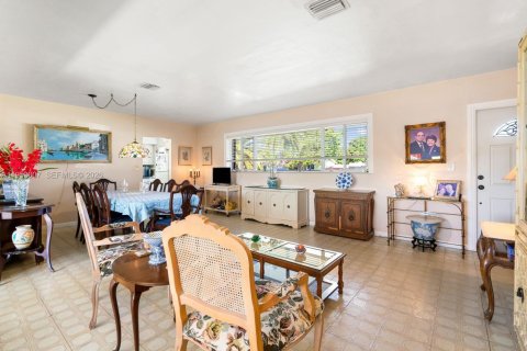 Купить виллу или дом в Хайалиа, Флорида 3 спальни, № 2009775 - фото 15