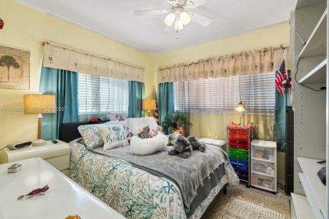 Купить виллу или дом в Хайалиа, Флорида 3 спальни, № 2009775 - фото 28