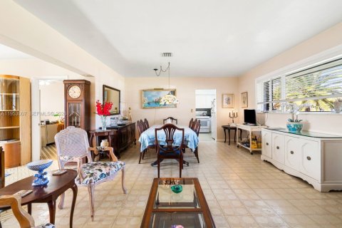 Купить виллу или дом в Хайалиа, Флорида 3 спальни, № 2009775 - фото 16