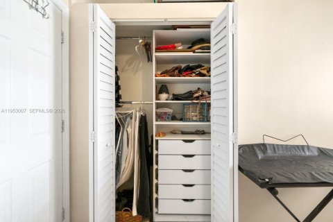 Купить виллу или дом в Хайалиа, Флорида 3 спальни, № 2009775 - фото 30