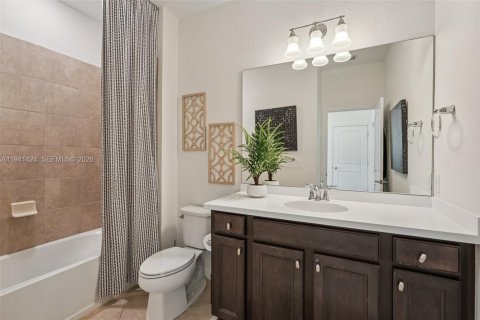 Touwnhouse à vendre à Oakland Park, Floride: 3 chambres, 164.81 m2 № 1998603 - photo 25