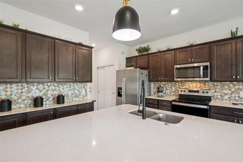 Touwnhouse à vendre à Oakland Park, Floride: 3 chambres, 164.81 m2 № 1998603 - photo 9