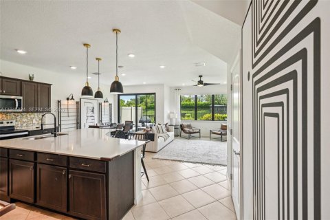 Touwnhouse à vendre à Oakland Park, Floride: 3 chambres, 164.81 m2 № 1998603 - photo 8