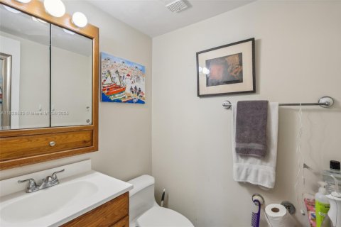 Condominio en venta en Miami Beach, Florida, 1 dormitorio, 95.69 m2 № 1804292 - foto 13