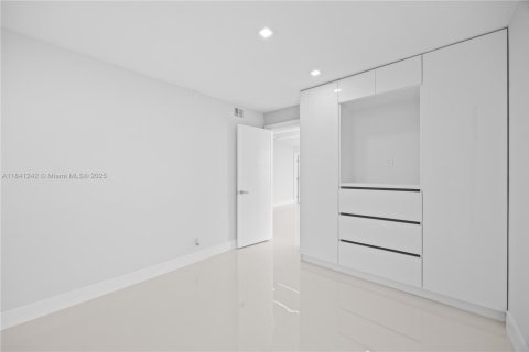 Copropriété à vendre à Aventura, Floride: 2 chambres, 84.82 m2 № 1833739 - photo 13