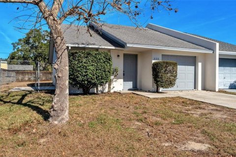 Duplex à Lakeland, Floride 2 chambres, 106.09 m2 № 2156340
