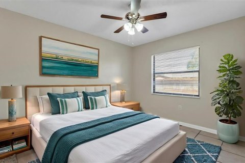 Duplex à vendre à Lakeland, Floride: 2 chambres, 106.09 m2 № 2156340 - photo 5