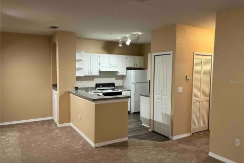 Condo in Kissimmee, Florida, 4 bedrooms  № 1884600 - photo 5