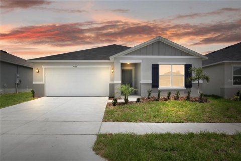 House in Davenport, Florida 4 bedrooms, 198.63 sq.m. № 1905870 - photo 1
