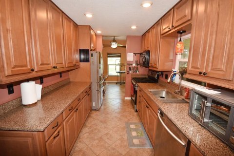 Casa en venta en Myakka City, Florida, 3 dormitorios, 149.02 m2 № 1902868 - foto 4