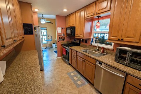 Villa ou maison à vendre à Myakka City, Floride: 3 chambres, 149.02 m2 № 1902868 - photo 6
