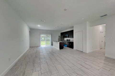 Villa ou maison à vendre à Citrus Springs, Floride: 4 chambres, 146.79 m2 № 1918962 - photo 5