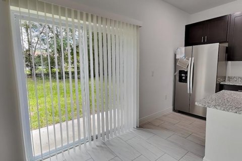 Villa ou maison à vendre à Citrus Springs, Floride: 4 chambres, 146.79 m2 № 1918962 - photo 3