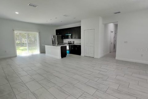 Villa ou maison à vendre à Citrus Springs, Floride: 4 chambres, 146.79 m2 № 1918962 - photo 2