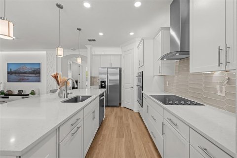 Купить виллу или дом в Уэсли-Чепел, Флорида 8 комнат, 185.99м2, № 1757631 - фото 5