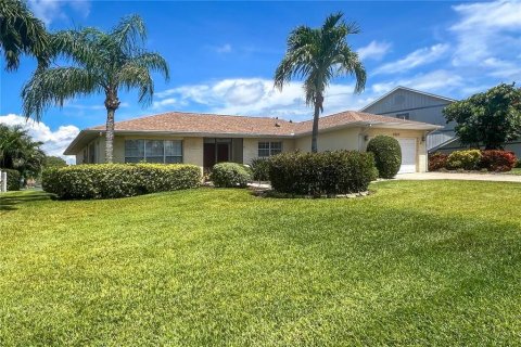 Villa ou maison à Bradenton, Floride 3 chambres, 164.44 m2 № 2119486
