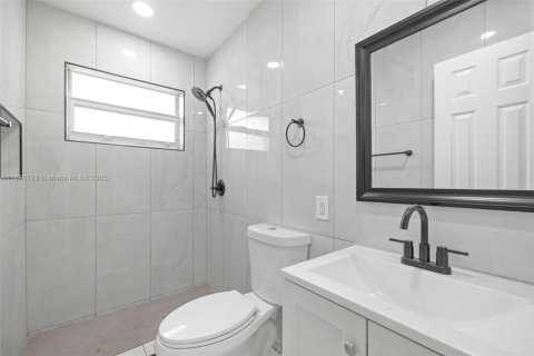 Propiedad comercial en venta en Hollywood, Florida, 147.99 m2 № 1948371 - foto 6