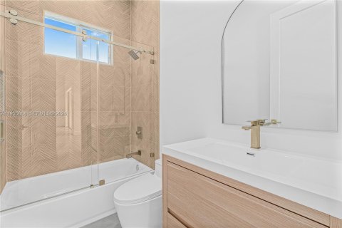 Купить виллу или дом в Кейп-Корал, Флорида 3 спальни, № 2009846 - фото 24