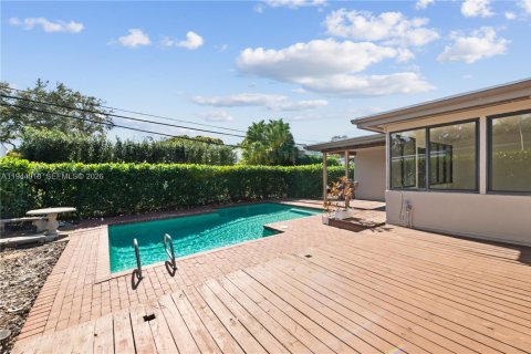 Снять в аренду виллу или дом в Майами-Шорс, Флорида 3 спальни, 188.68м2, № 2001458 - фото 22