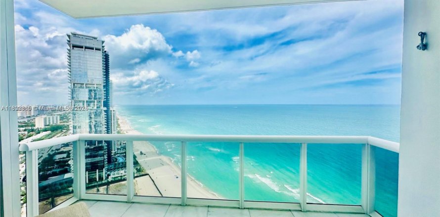 Condo in Sunny Isles Beach, Florida, 2 bedrooms № 1685832