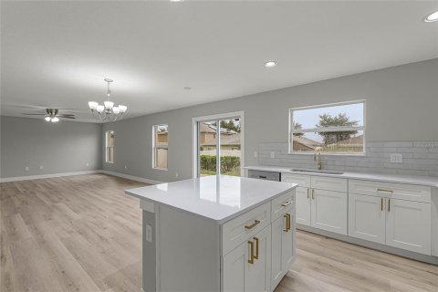 Casa en alquiler en Clermont, Florida, 3 dormitorios, 176.42 m2 № 1916523 - foto 9