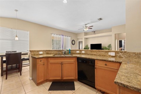 Casa en alquiler en Riverview, Florida, 4 dormitorios, 164.72 m2 № 2095381 - foto 9