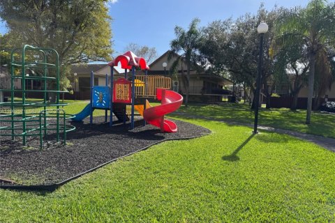 Apartment in Miami, Florida 2 bedrooms, 91.6 sq.m. № 2023781 - photo 12