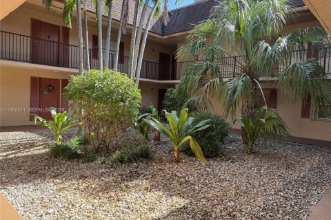 Apartment in Miami, Florida 2 bedrooms, 91.6 sq.m. № 2023781 - photo 3