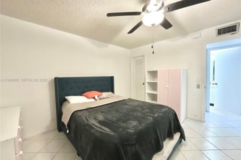 Снять в аренду кондоминиум в Делрей-Бич, Флорида 2 спальни, 83.8м2, № 2005232 - фото 12