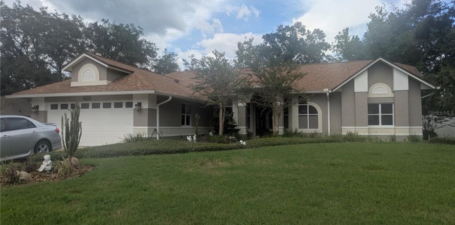 House in Apopka, Florida 3 bedrooms, 165.46 sq.m. № 1885235