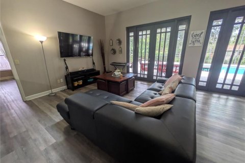 House in Apopka, Florida 3 bedrooms, 165.46 sq.m. № 1885235 - photo 6