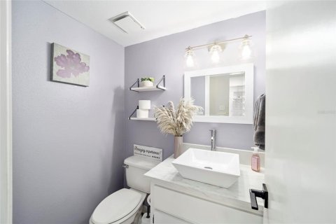 Townhouse in Ocala, Florida 2 bedrooms, 124.86 sq.m. № 1597990 - photo 14
