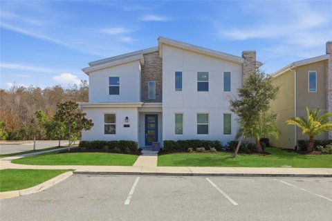 Villa ou maison à vendre à Kissimmee, Floride: 8 chambres, 398.46 m2 № 2143625 - photo 2