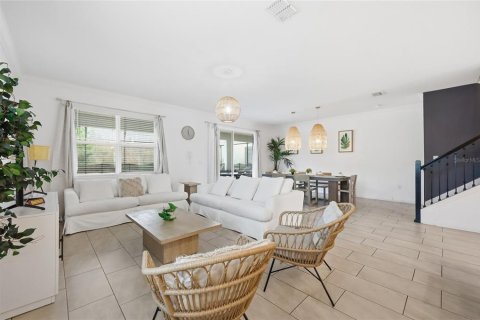 Villa ou maison à vendre à Kissimmee, Floride: 8 chambres, 398.46 m2 № 2143625 - photo 17