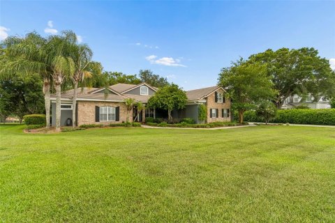Casa en venta en Dade City, Florida, 6 dormitorios, 402.92 m2 № 2152325 - foto 4