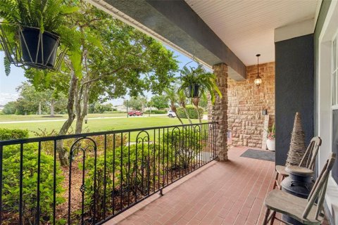 Casa en venta en Dade City, Florida, 6 dormitorios, 402.92 m2 № 2152325 - foto 8