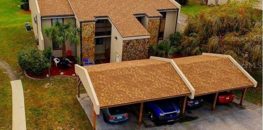 Condominio en New Port Richey, Florida, 2 dormitorios № 1918013