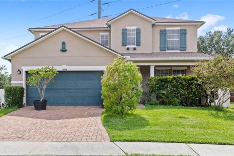 House in Orlando, Florida 3 bedrooms, 254.55 sq.m. № 1916153 - photo 1
