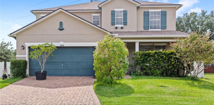 House in Orlando, Florida 3 bedrooms, 254.55 sq.m. № 1916153