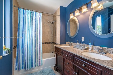 Casa en venta en Boynton Beach, Florida, 4 dormitorios, 213.58 m2 № 1880195 - foto 11