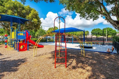 Casa en venta en Boynton Beach, Florida, 4 dormitorios, 213.58 m2 № 1880195 - foto 23